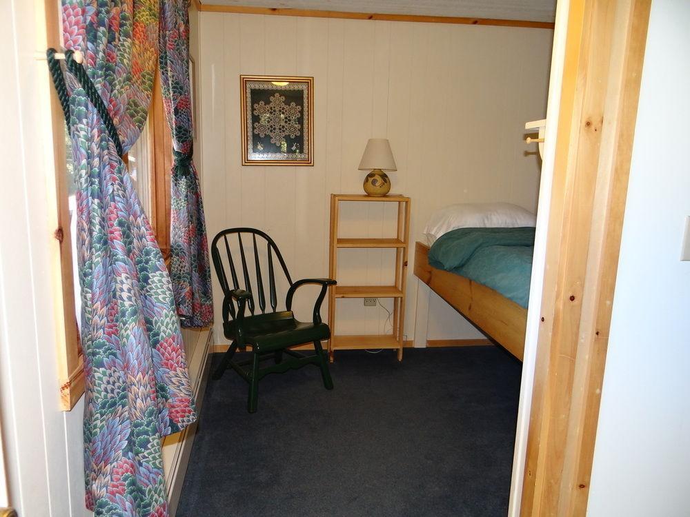 Blue Gentian Lodge At Magic Mountain Londonderry Buitenkant foto