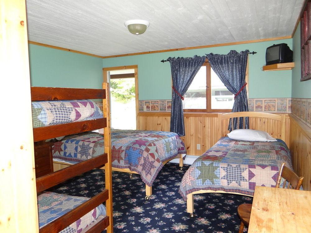 Blue Gentian Lodge At Magic Mountain Londonderry Buitenkant foto